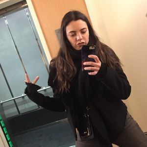 Meet your Posher, Maria